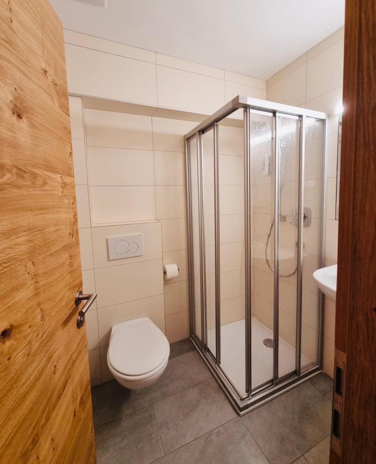 סולדה Glacier Rock Guesthouse מראה חיצוני תמונה