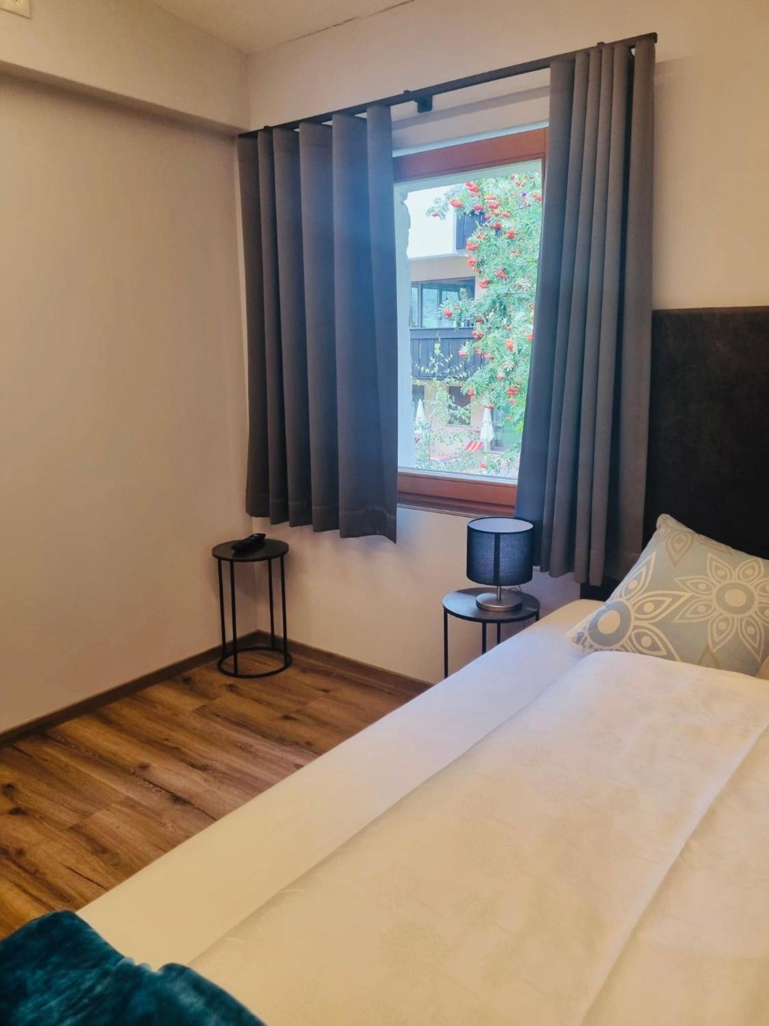 סולדה Glacier Rock Guesthouse מראה חיצוני תמונה