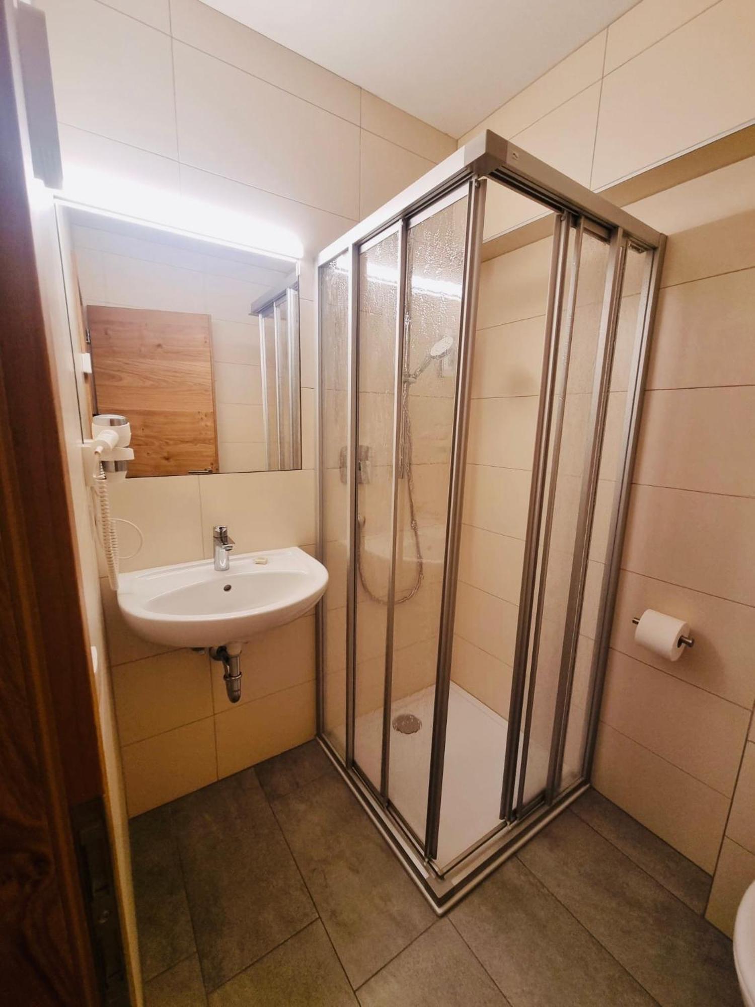 סולדה Glacier Rock Guesthouse מראה חיצוני תמונה