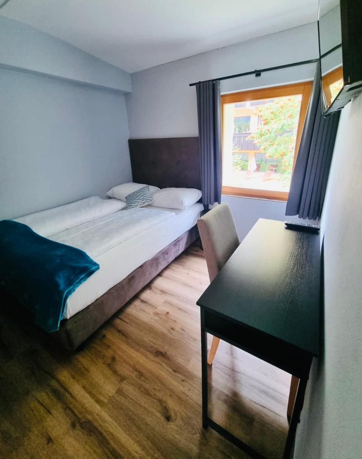 סולדה Glacier Rock Guesthouse מראה חיצוני תמונה